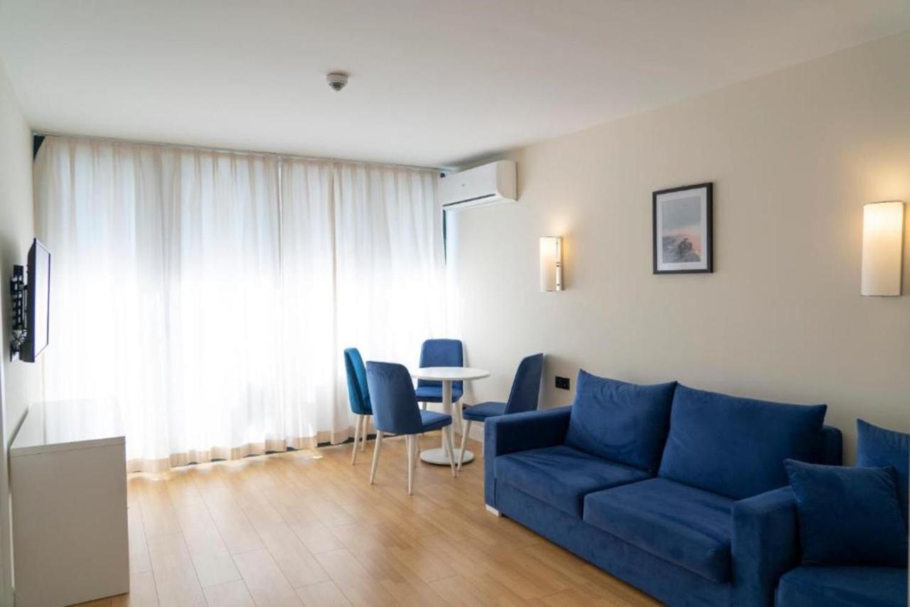 Batumi Beach Side & Sea View Aparthotel المظهر الخارجي الصورة
